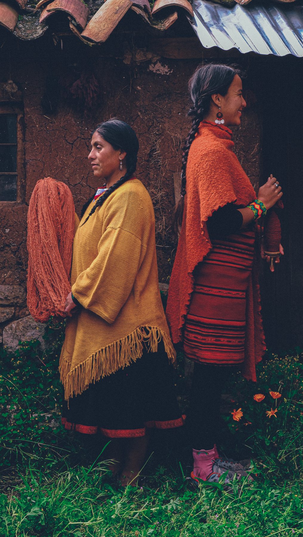 The world of MamaQuilla — textiles, hands at the loom, a moment of community